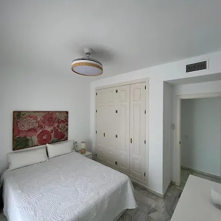 Apartment Reina Sofia *